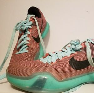 Kobes
